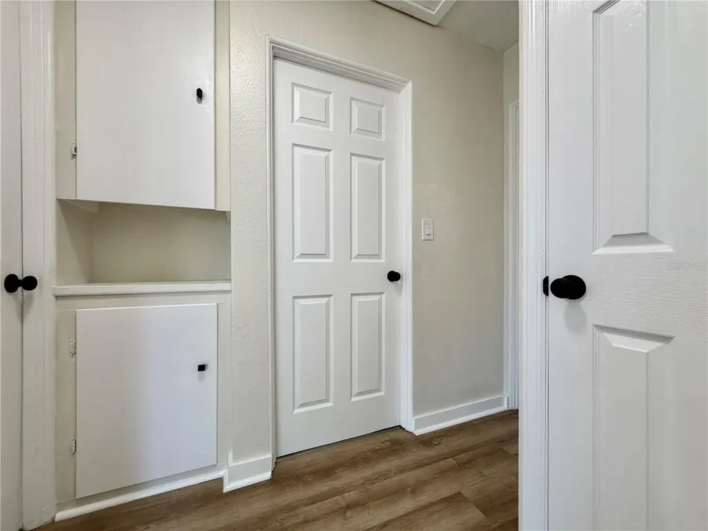 3745 10th Avenue S St Petersburg FL 33711