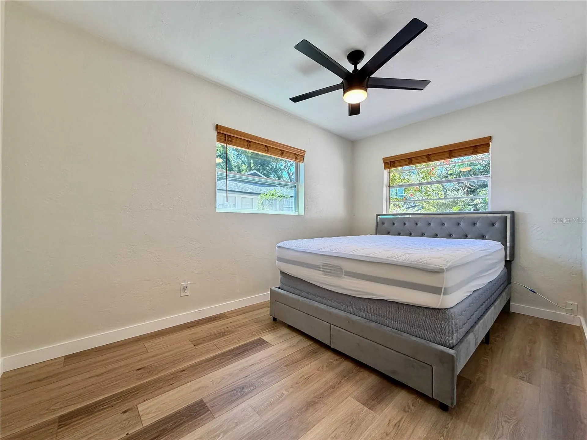 3745 10th Avenue S St Petersburg FL 33711