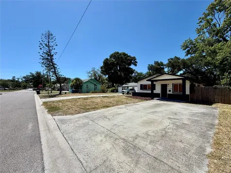 3745 10th Avenue S St Petersburg FL 33711