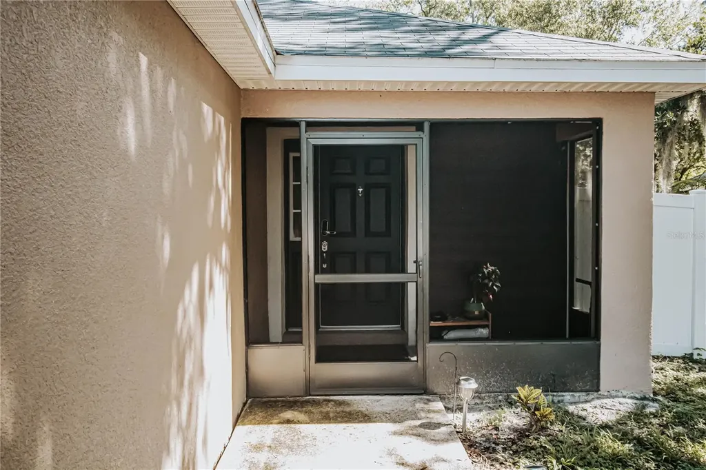 307 NW 8th Street Mulberry FL 33860