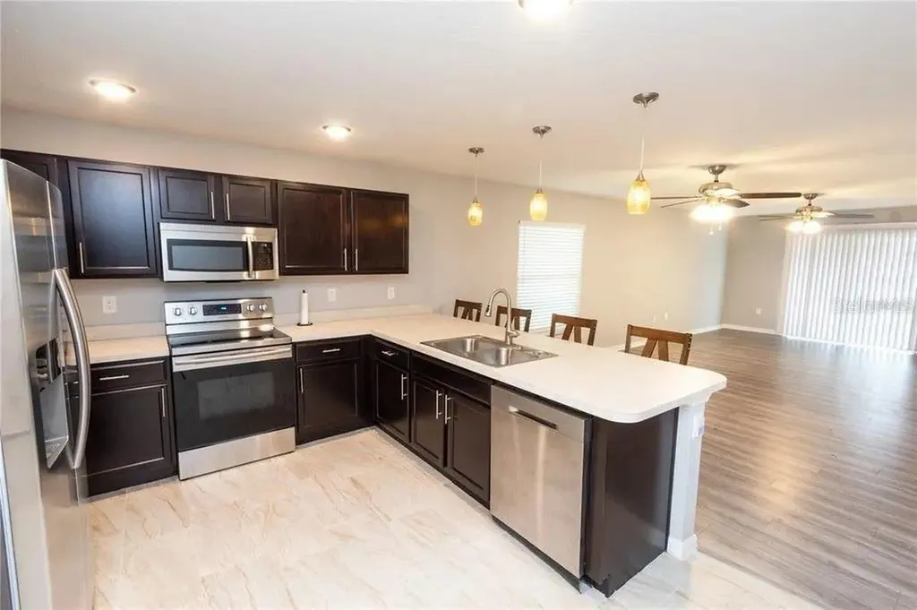 307 NW 8th Street Mulberry FL 33860