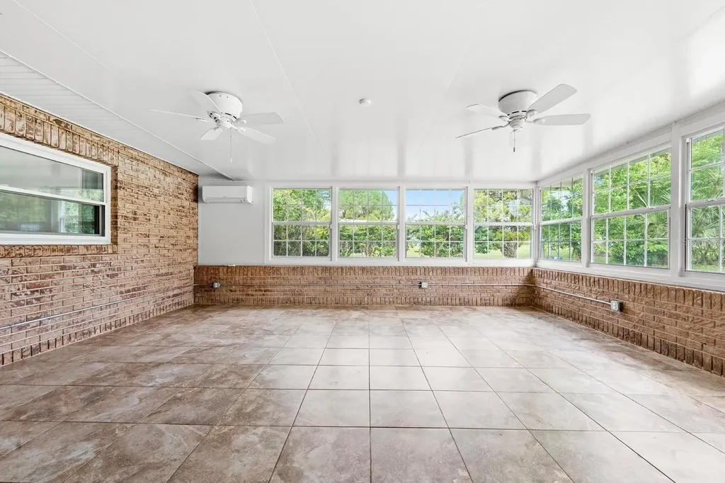 231 Morningside Loop Valrico FL 33594