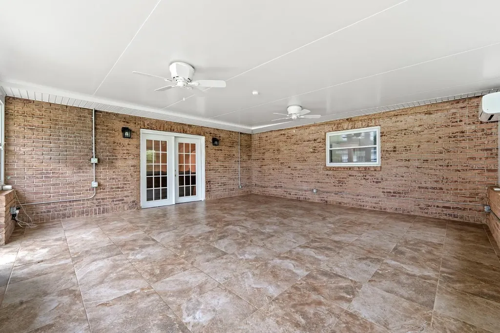231 Morningside Loop Valrico FL 33594