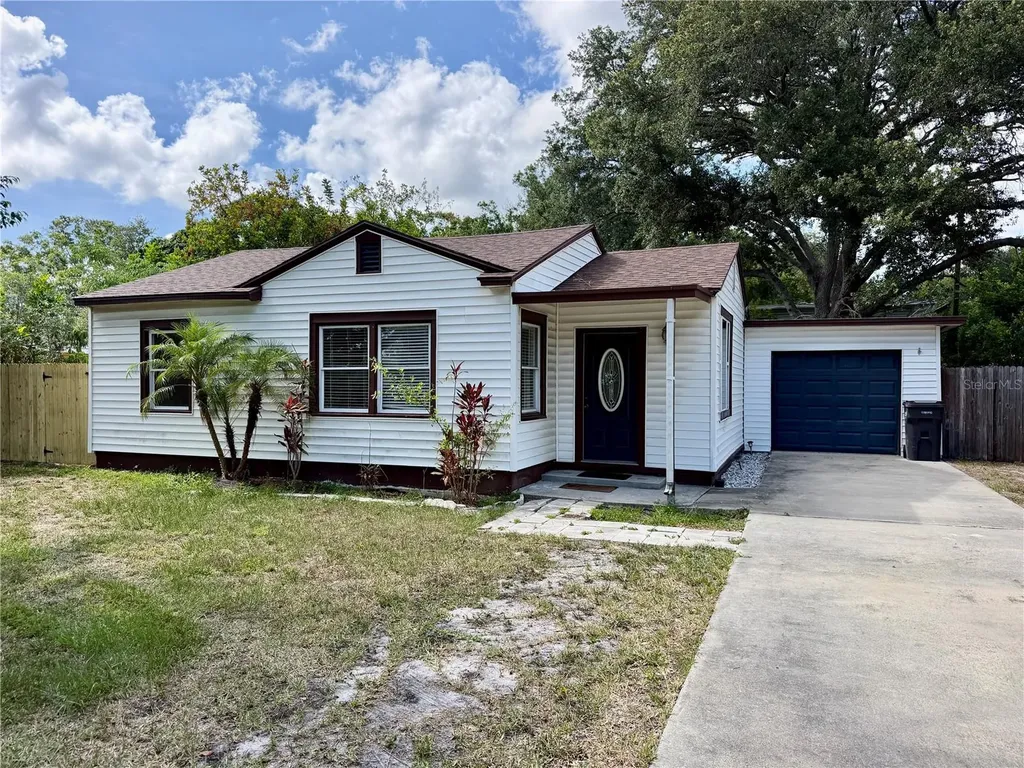 2533 48th Avenue N St Petersburg FL 33714