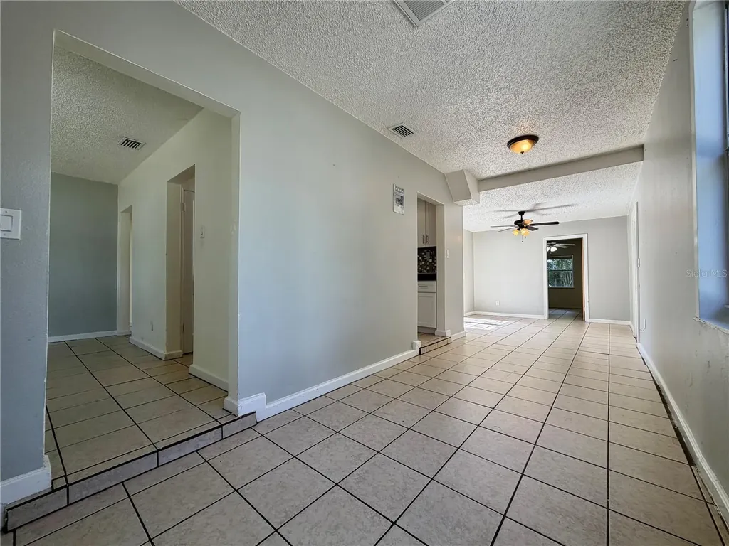 2533 48th Avenue N St Petersburg FL 33714