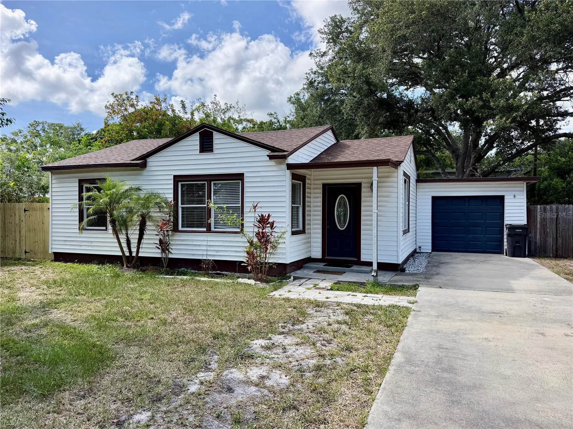 2533 48th Avenue N St Petersburg FL 33714