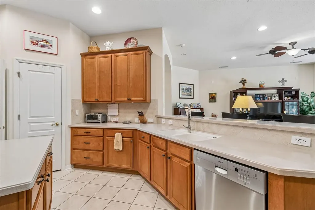 7308 Ambleside Drive Land O Lakes FL 34637