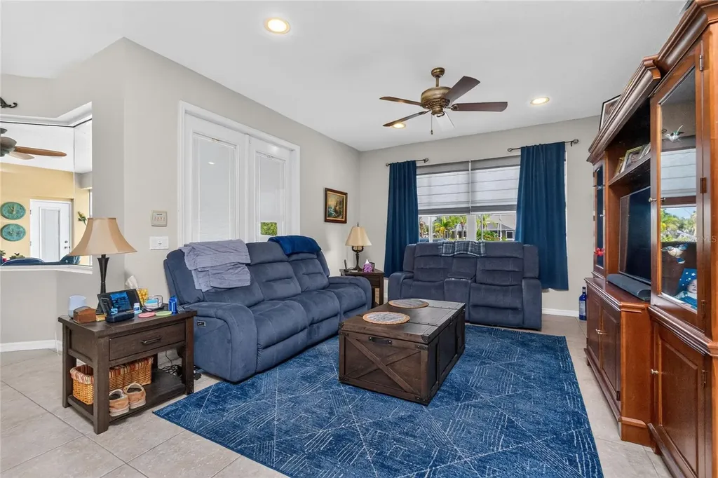 17458 Bayharbor Circle Port Charlotte FL 33948