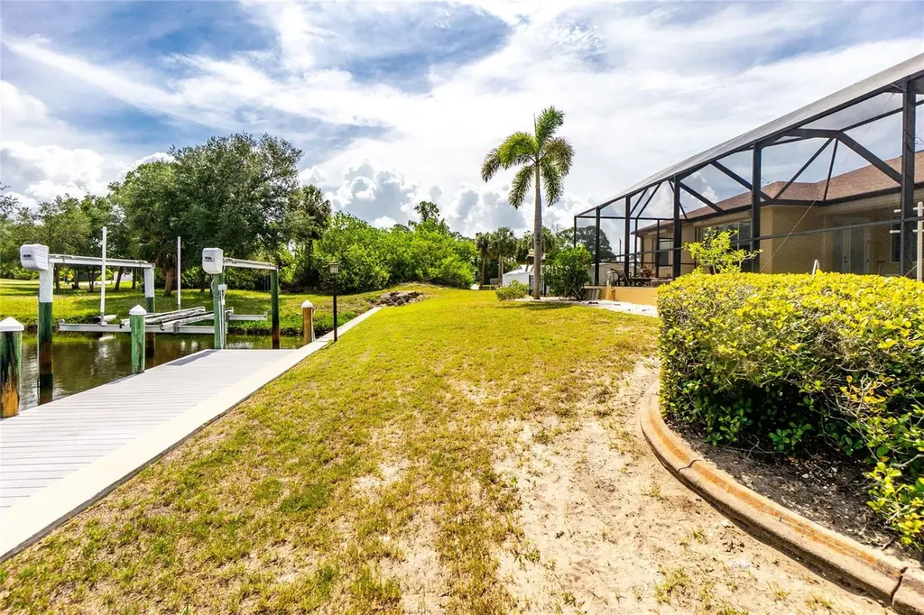 17458 Bayharbor Circle Port Charlotte FL 33948