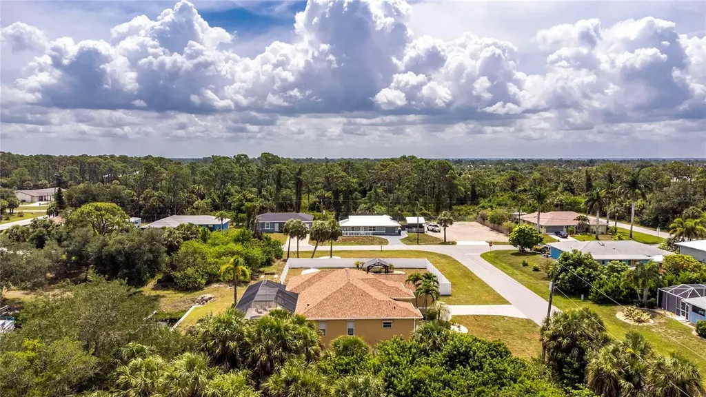 17458 Bayharbor Circle Port Charlotte FL 33948