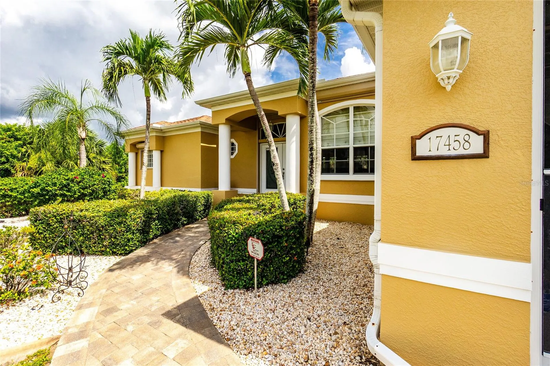 17458 Bayharbor Circle Port Charlotte FL 33948