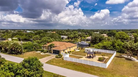 17458 Bayharbor Circle Port Charlotte FL 33948