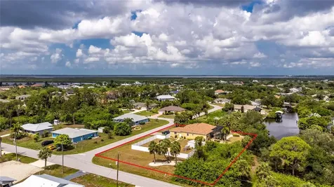 17458 Bayharbor Circle Port Charlotte FL 33948