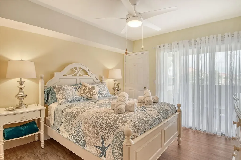 1010 Villagio Circle Sarasota FL 34237