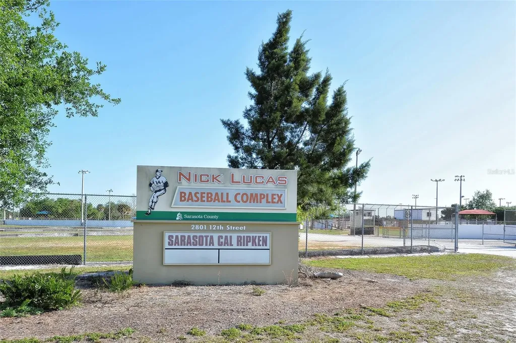 1010 Villagio Circle Sarasota FL 34237