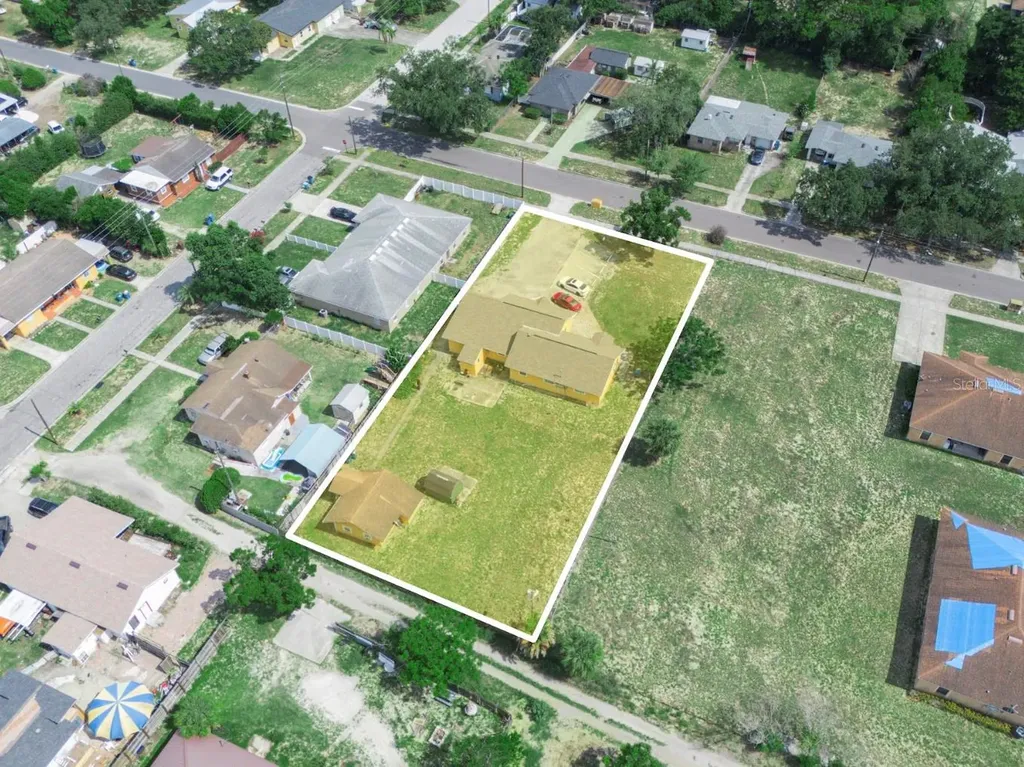 1021 Cohassett Avenue Lake Wales FL 33853