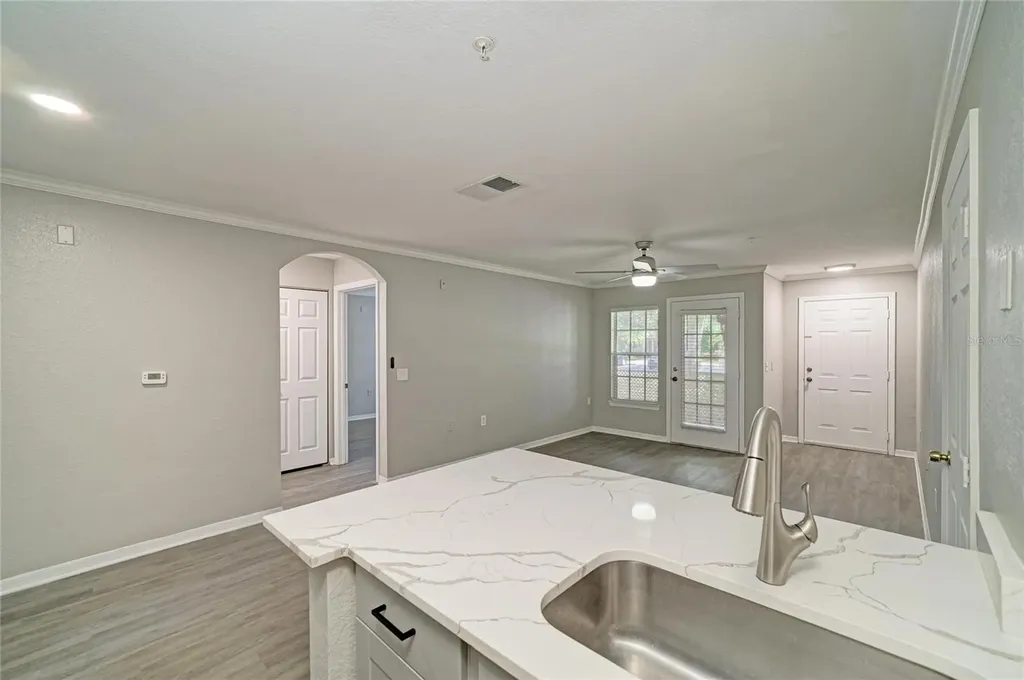 8932 Manor Loop Bradenton FL 34202