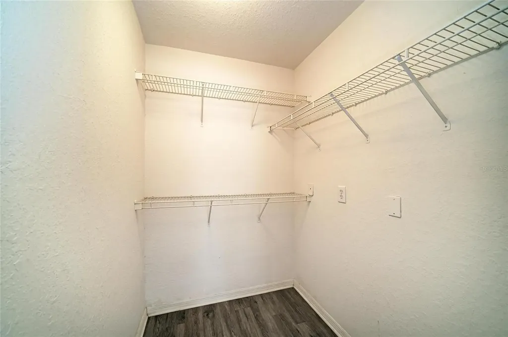 8932 Manor Loop Bradenton FL 34202