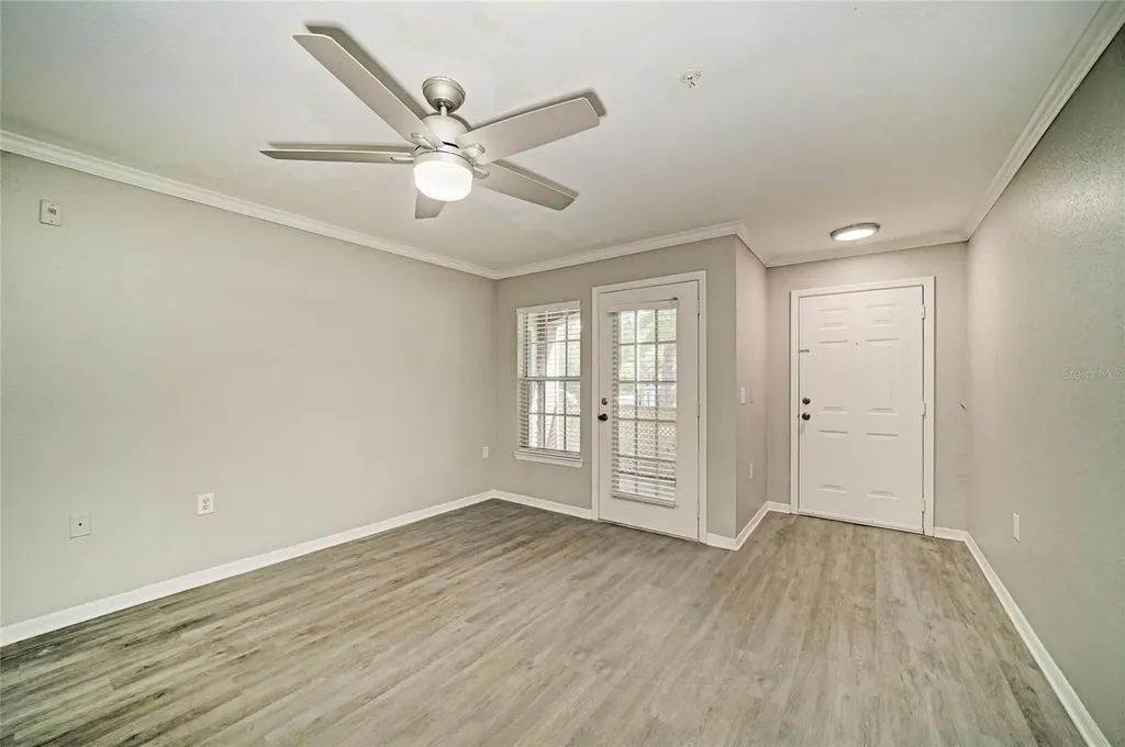 8932 Manor Loop Bradenton FL 34202
