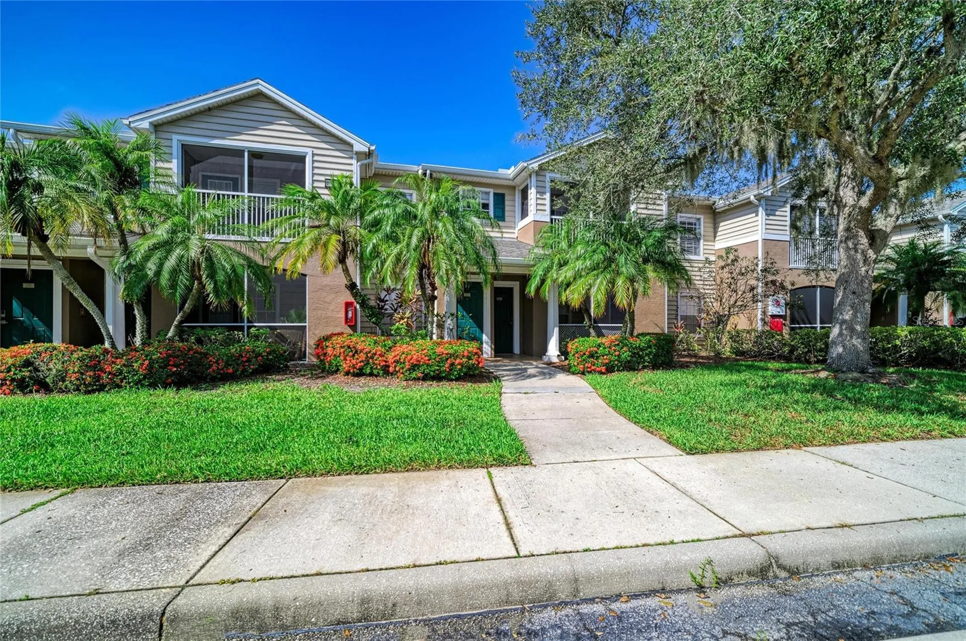 8932 Manor Loop Bradenton FL 34202