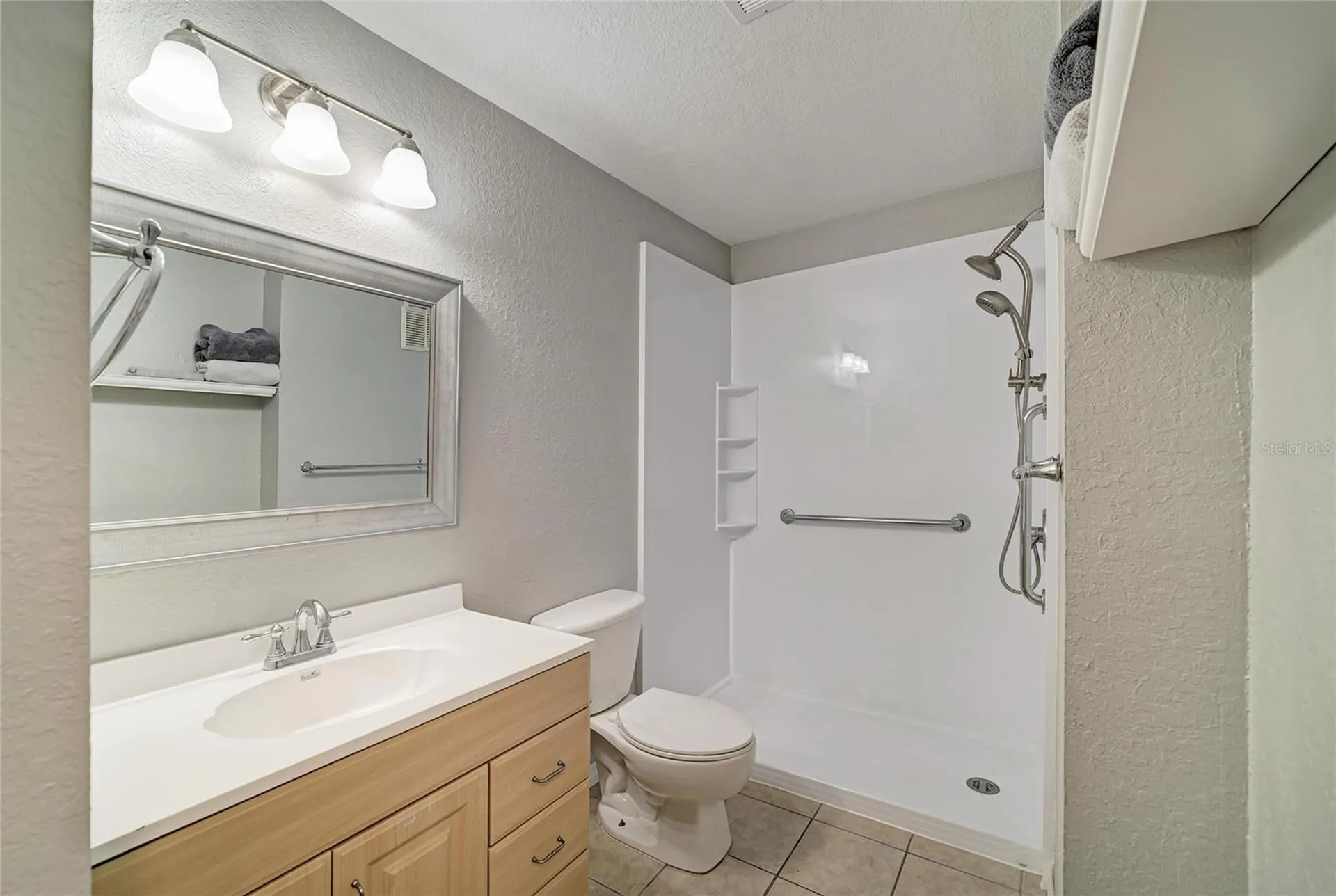 8932 Manor Loop Bradenton FL 34202