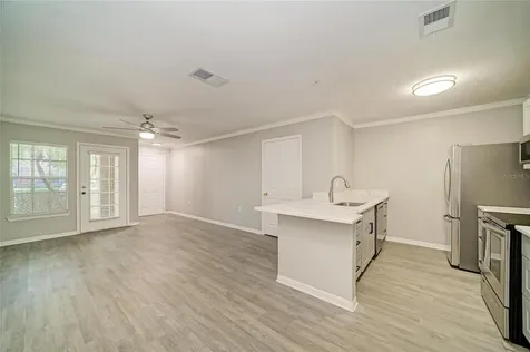 8932 Manor Loop Bradenton FL 34202