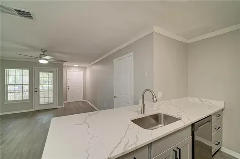 8932 Manor Loop Bradenton FL 34202