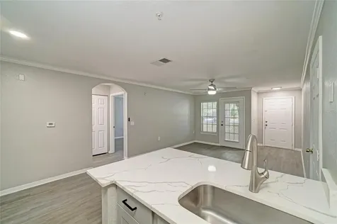 8932 Manor Loop Bradenton FL 34202