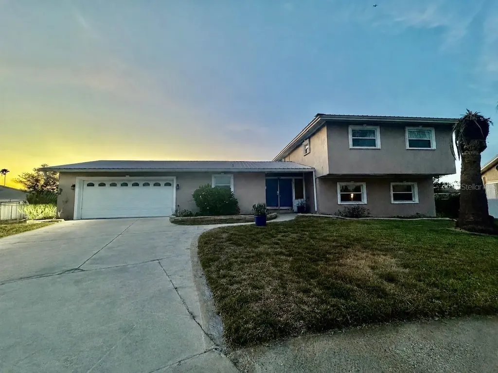 8725 Palisades Drive Tampa FL 33615
