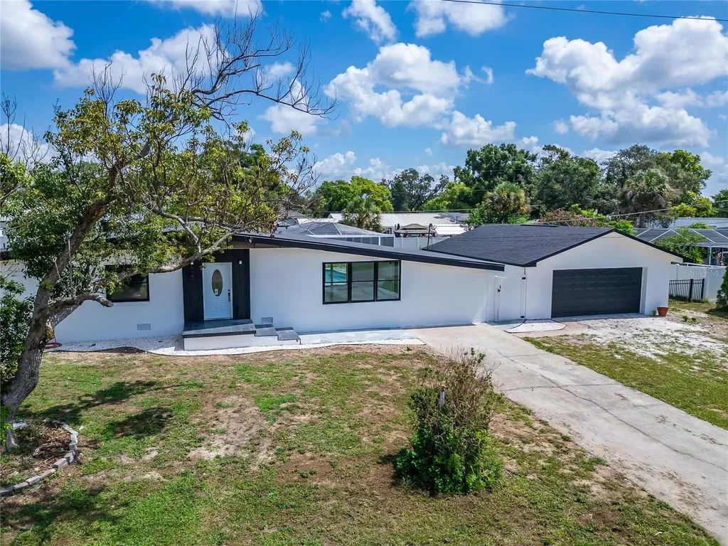 608 N Echo Drive Brandon FL 33511