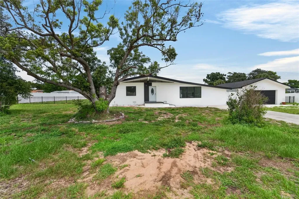 608 N Echo Drive Brandon FL 33511