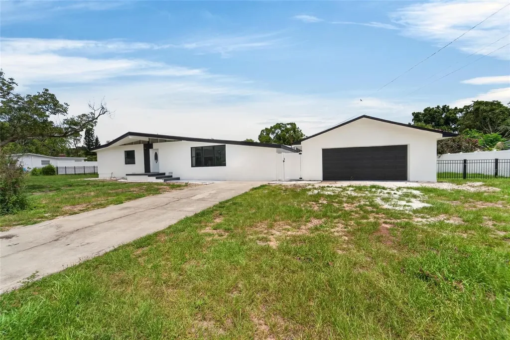 608 N Echo Drive Brandon FL 33511