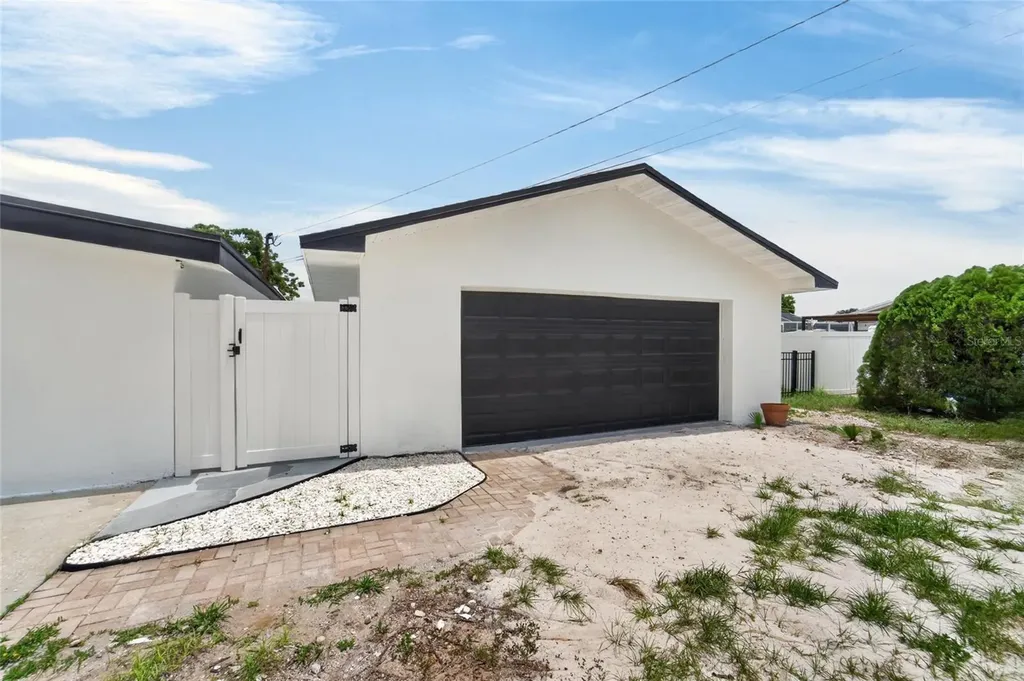 608 N Echo Drive Brandon FL 33511