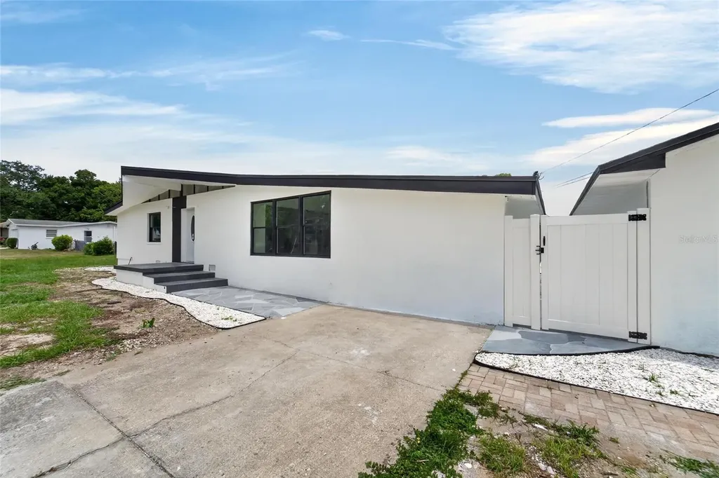 608 N Echo Drive Brandon FL 33511