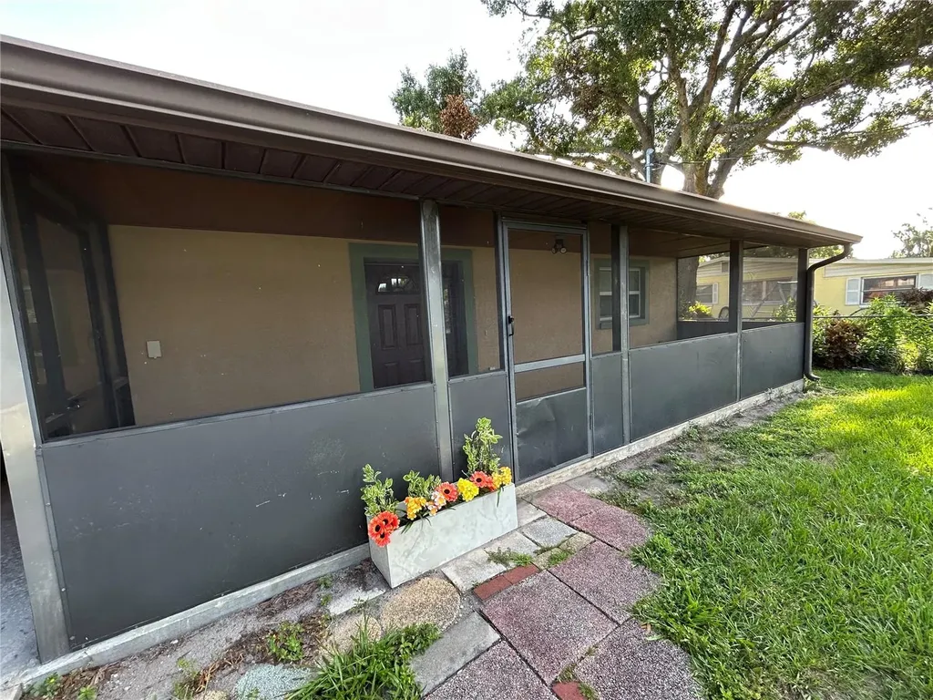 1213 Cherokee Drive Kissimmee FL 34744