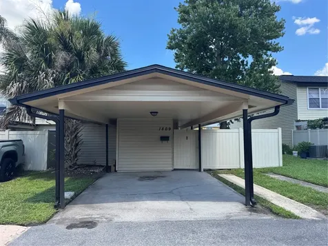 1809 Townhall Lane Orlando FL 32807