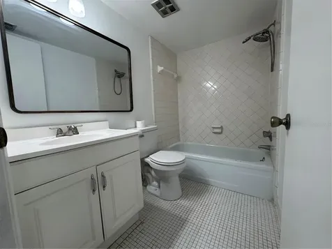 1809 Townhall Lane Orlando FL 32807