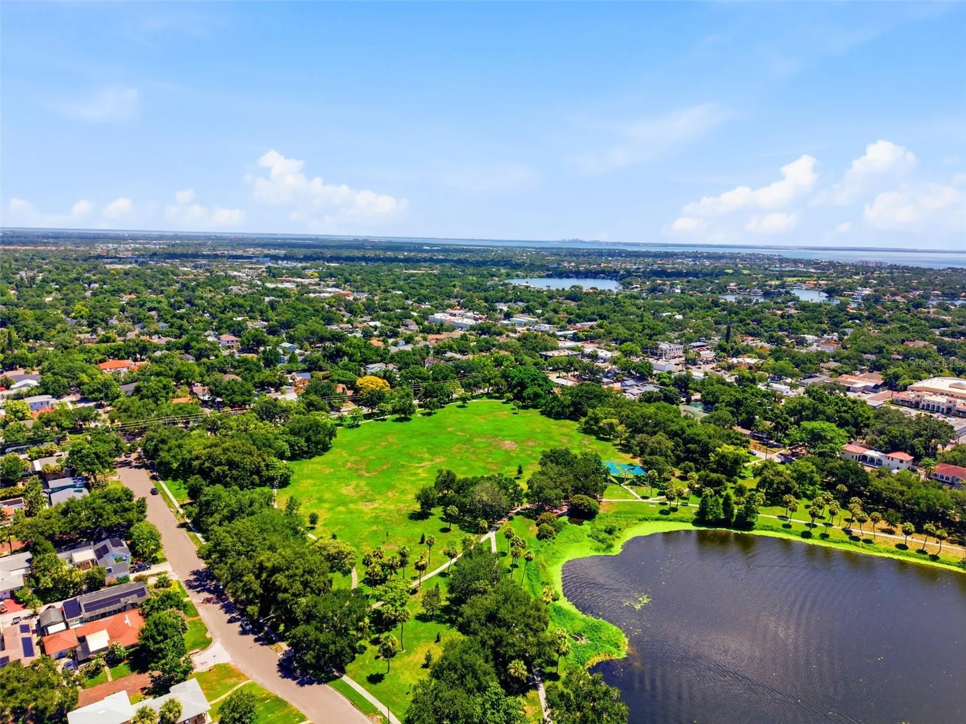871 17th Avenue N St Petersburg FL 33704