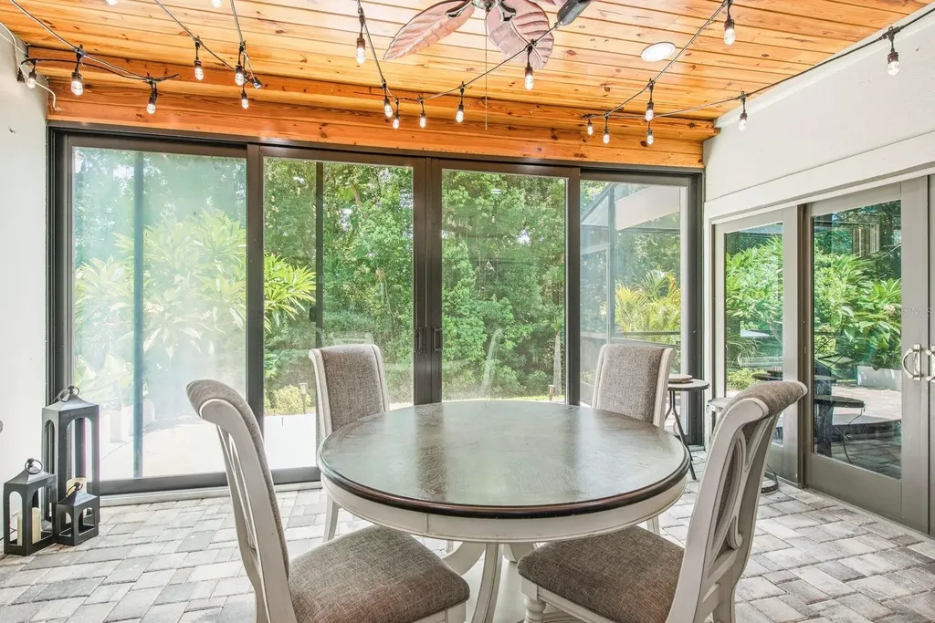 2631 Royal Liverpool Drive Tarpon Springs FL 34688