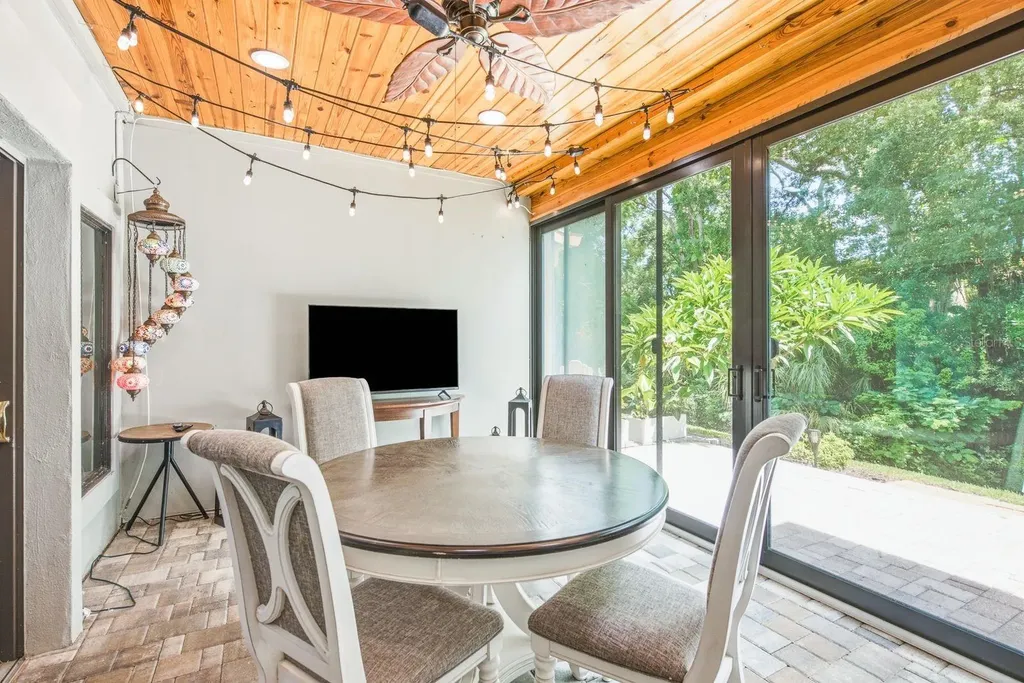 2631 Royal Liverpool Drive Tarpon Springs FL 34688
