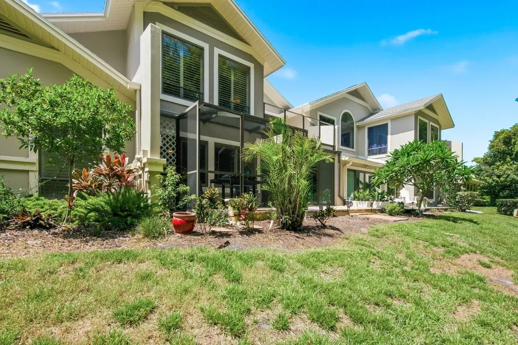 2631 Royal Liverpool Drive Tarpon Springs FL 34688