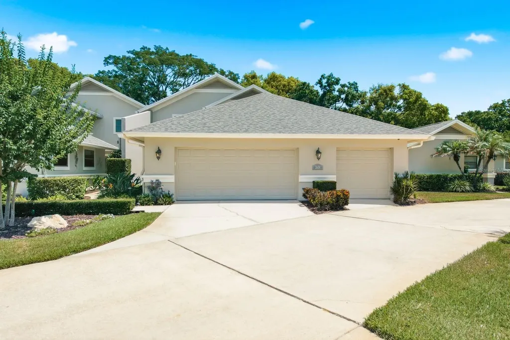 2631 Royal Liverpool Drive Tarpon Springs FL 34688
