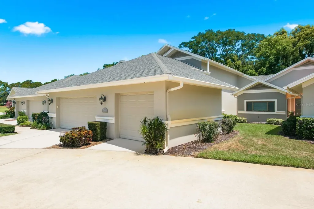 2631 Royal Liverpool Drive Tarpon Springs FL 34688