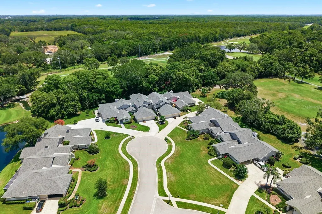 2631 Royal Liverpool Drive Tarpon Springs FL 34688