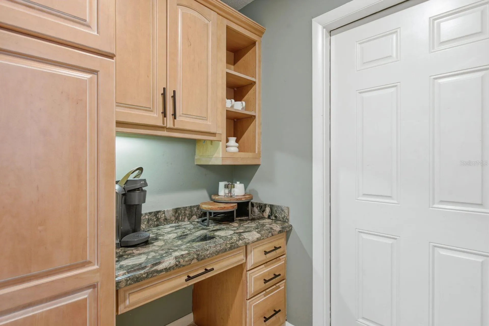2631 Royal Liverpool Drive Tarpon Springs FL 34688