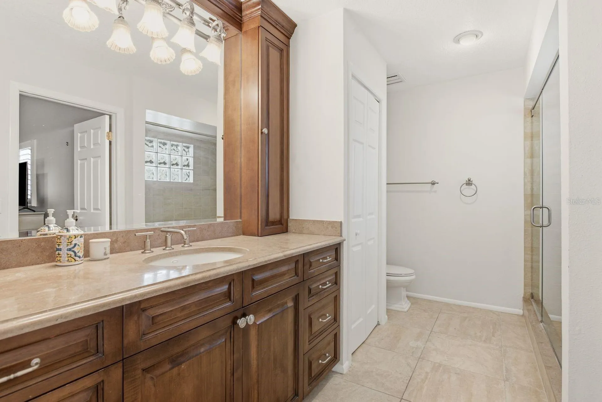 2631 Royal Liverpool Drive Tarpon Springs FL 34688