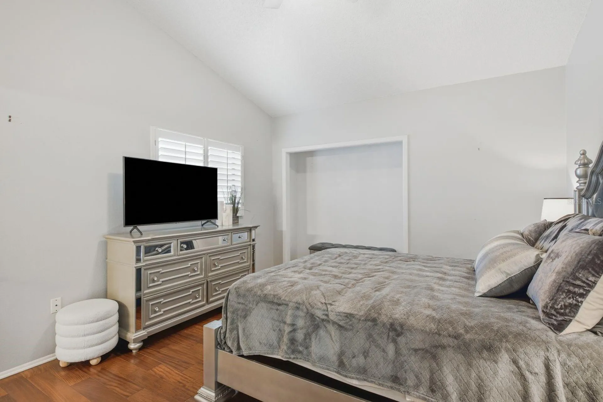 2631 Royal Liverpool Drive Tarpon Springs FL 34688