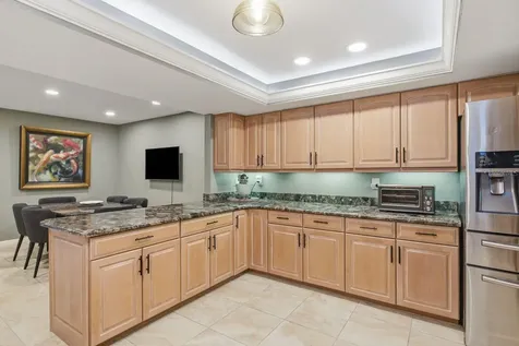 2631 Royal Liverpool Drive Tarpon Springs FL 34688