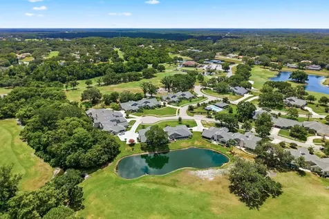 2631 Royal Liverpool Drive Tarpon Springs FL 34688
