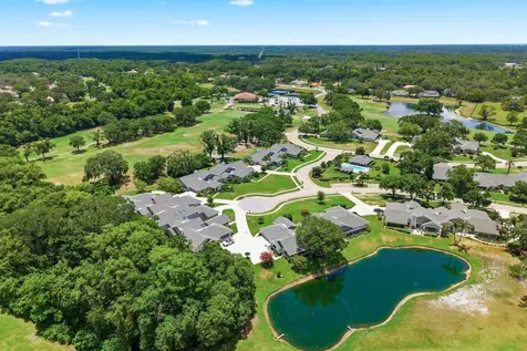2631 Royal Liverpool Drive Tarpon Springs FL 34688